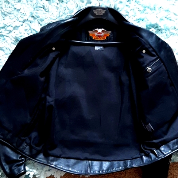 Harley Davidson Black Leather Jacket - Picture 7 of 10